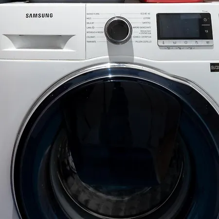 Guesthost - San Mauro *