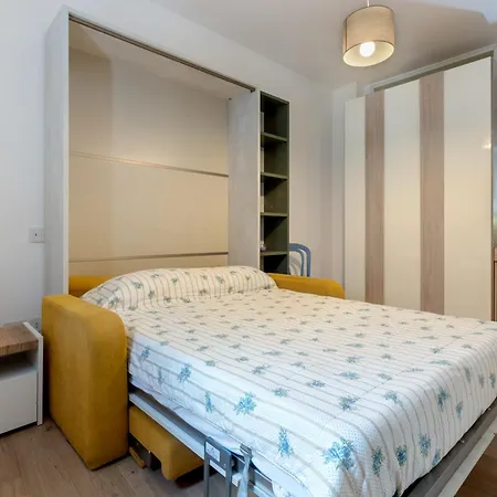 Guesthost - San Mauro *